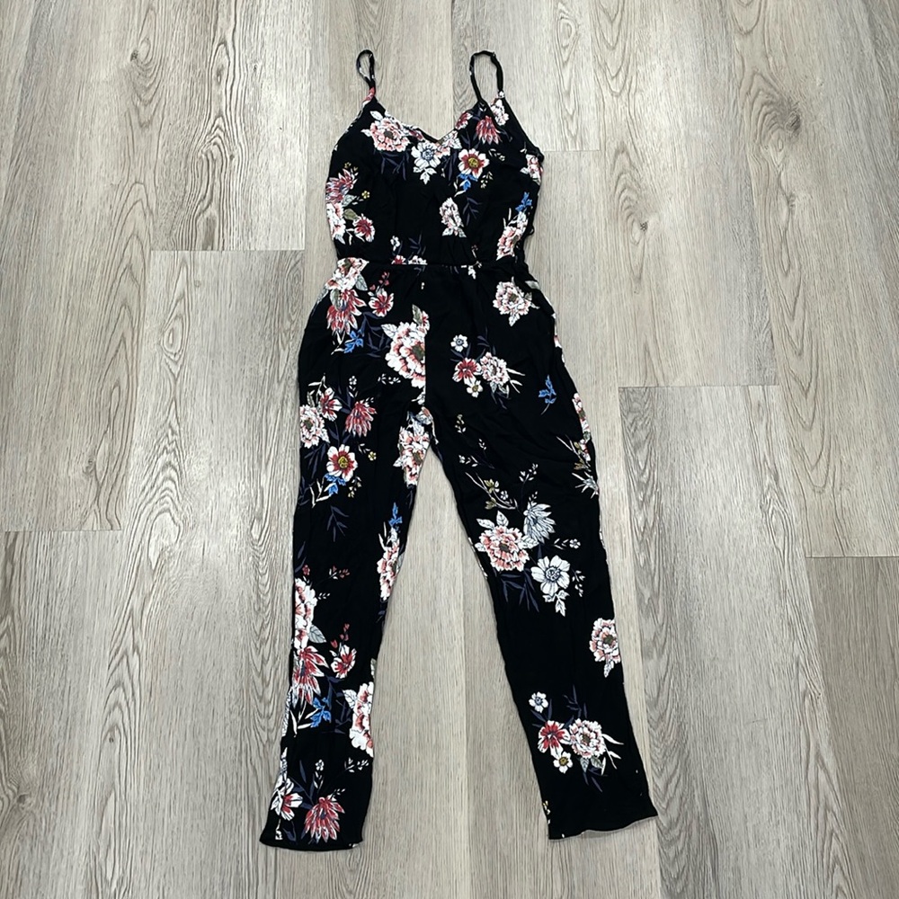 Fashion nova jumpsuit